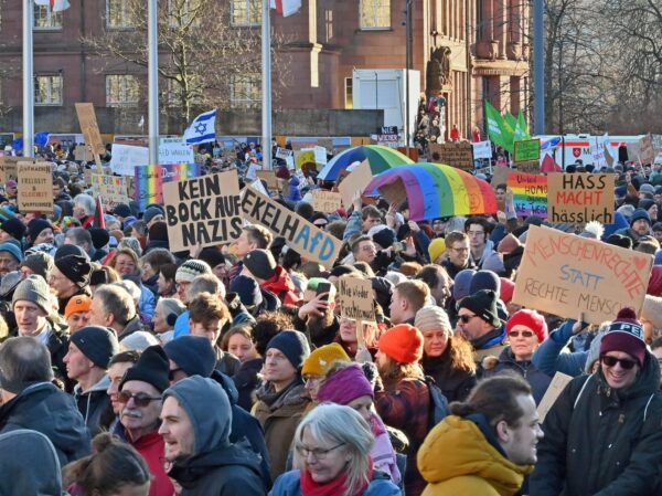 Anti-Rechts-Demo in Freiburg