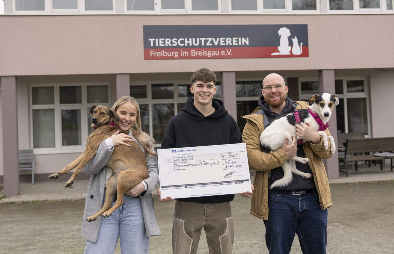 Noah Weißhaupt spendet für Freiburger Tierheim