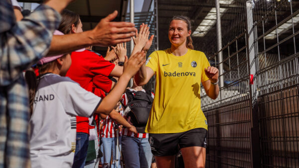 Torfrau Lena Nuding vom SC Freiburg