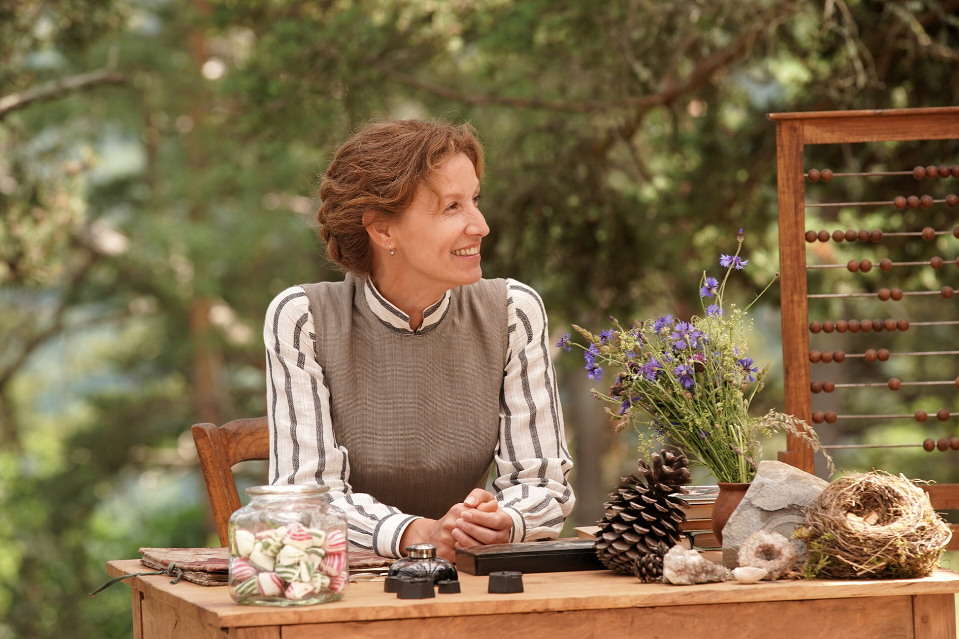 Louise Violet (Alexandra Lamy) soll die Bildungsideale der Republik auf dem Land durchsetzen.