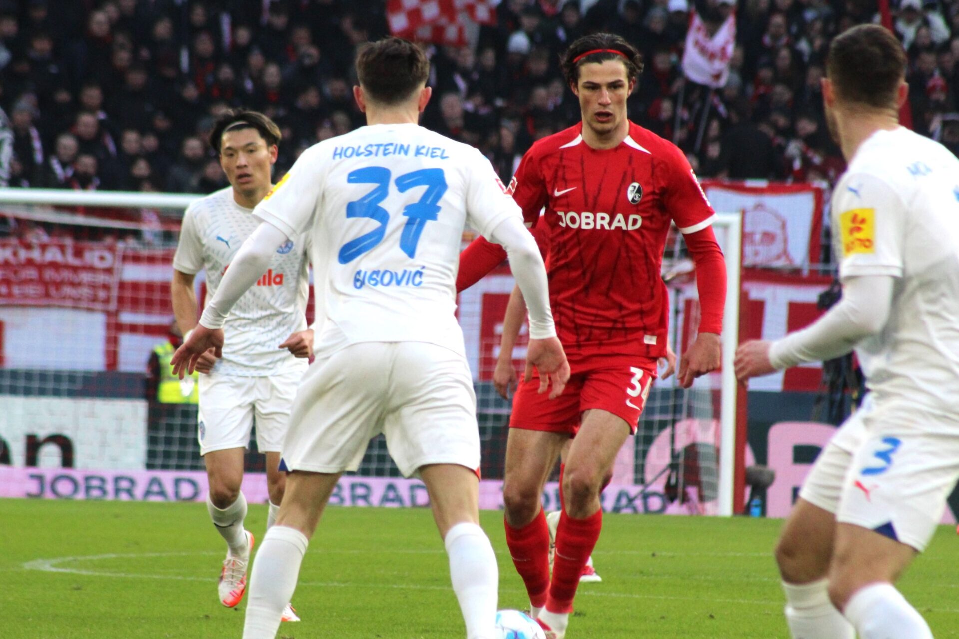 Holstein Kiel empfängt den SC Freiburg
