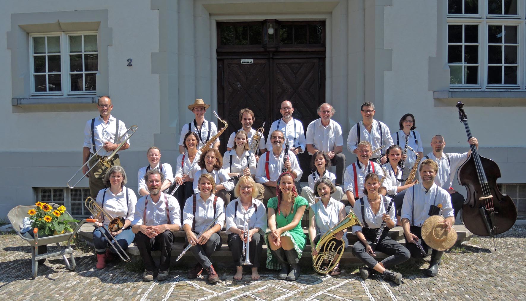 Auch der Musikverein Littenweiler – hier das Orchester – spielt auf.