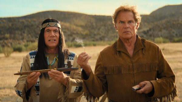 Abahachi (Michael „Bully“ Herbig) und Ranger (Christian Tramitz) tappen in eine verhängnisvolle Falle. Foto: Constantin Film
