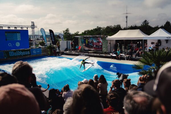 Deutsche Rapid Surf Meisterschaft: Siege für Valeska Schneider und Lennard Weinhold