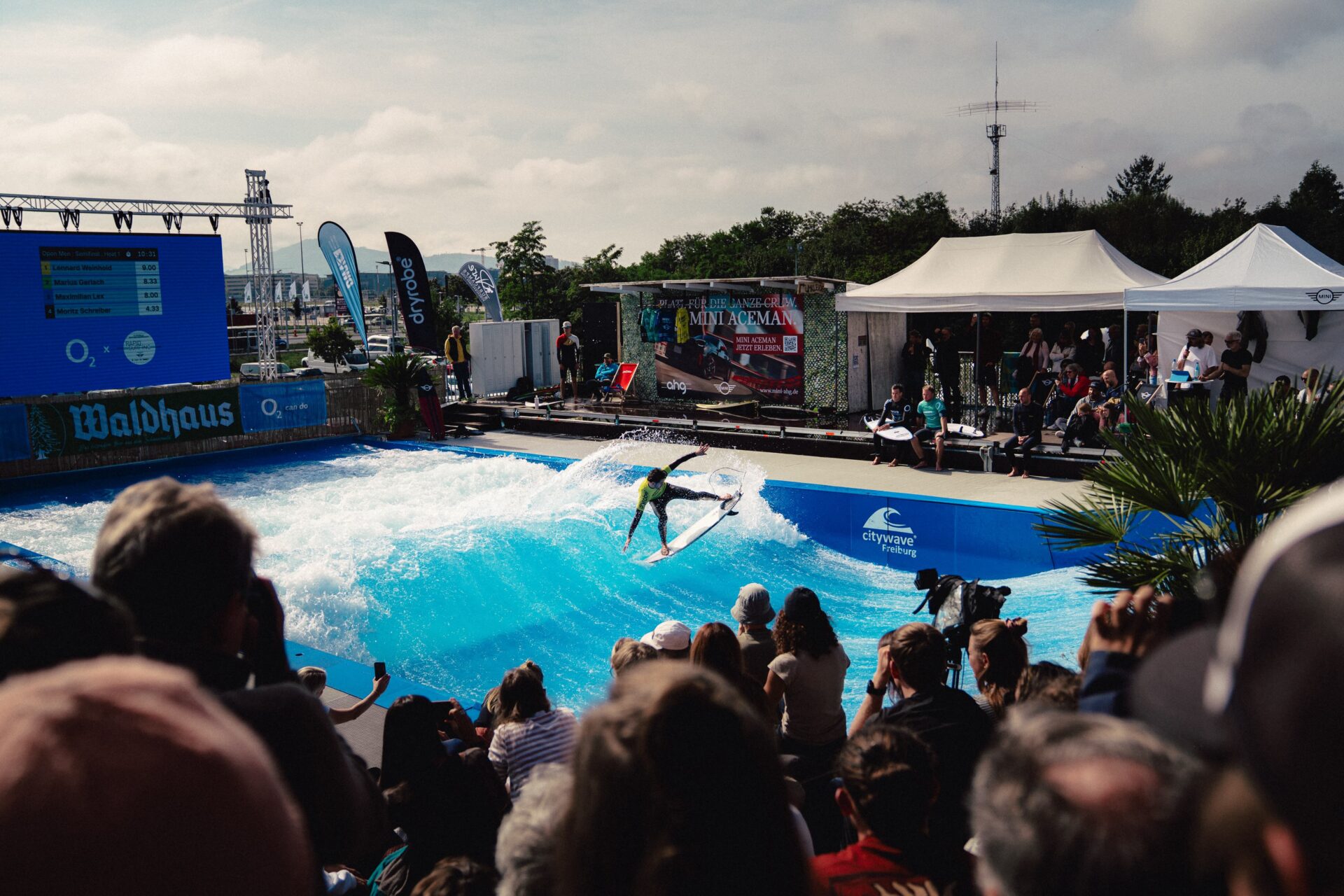Deutsche Rapid Surf Meisterschaft: Siege für Valeska Schneider und Lennard Weinhold