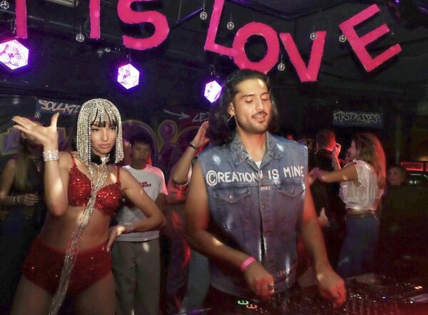 Freiburger und Ex-GNTM-Kandidat Nawin Nazary legt bei der neuen Partyreihe auf. Foto: Privat