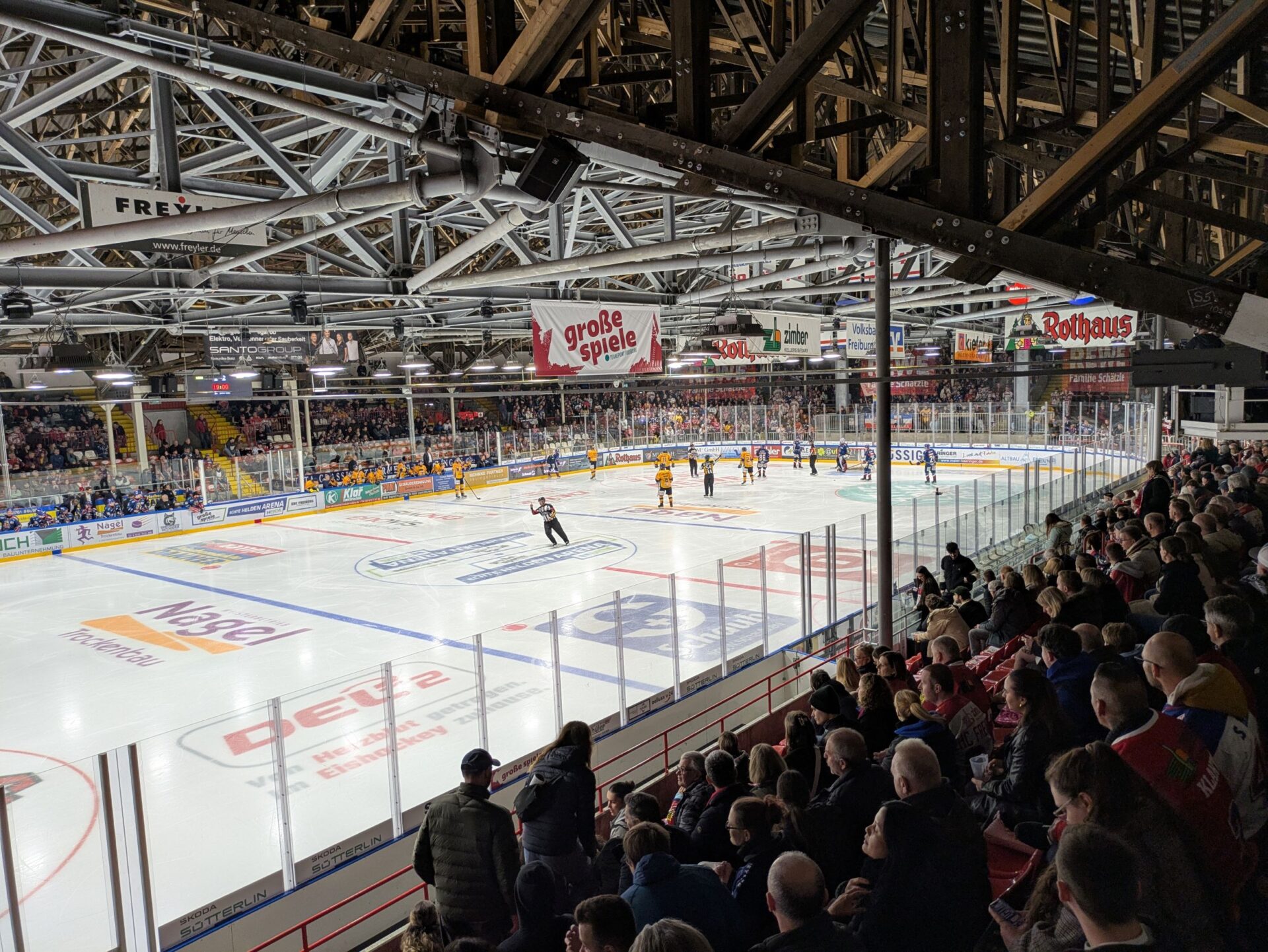 Eishalle Freiburg Echte Helden Arena