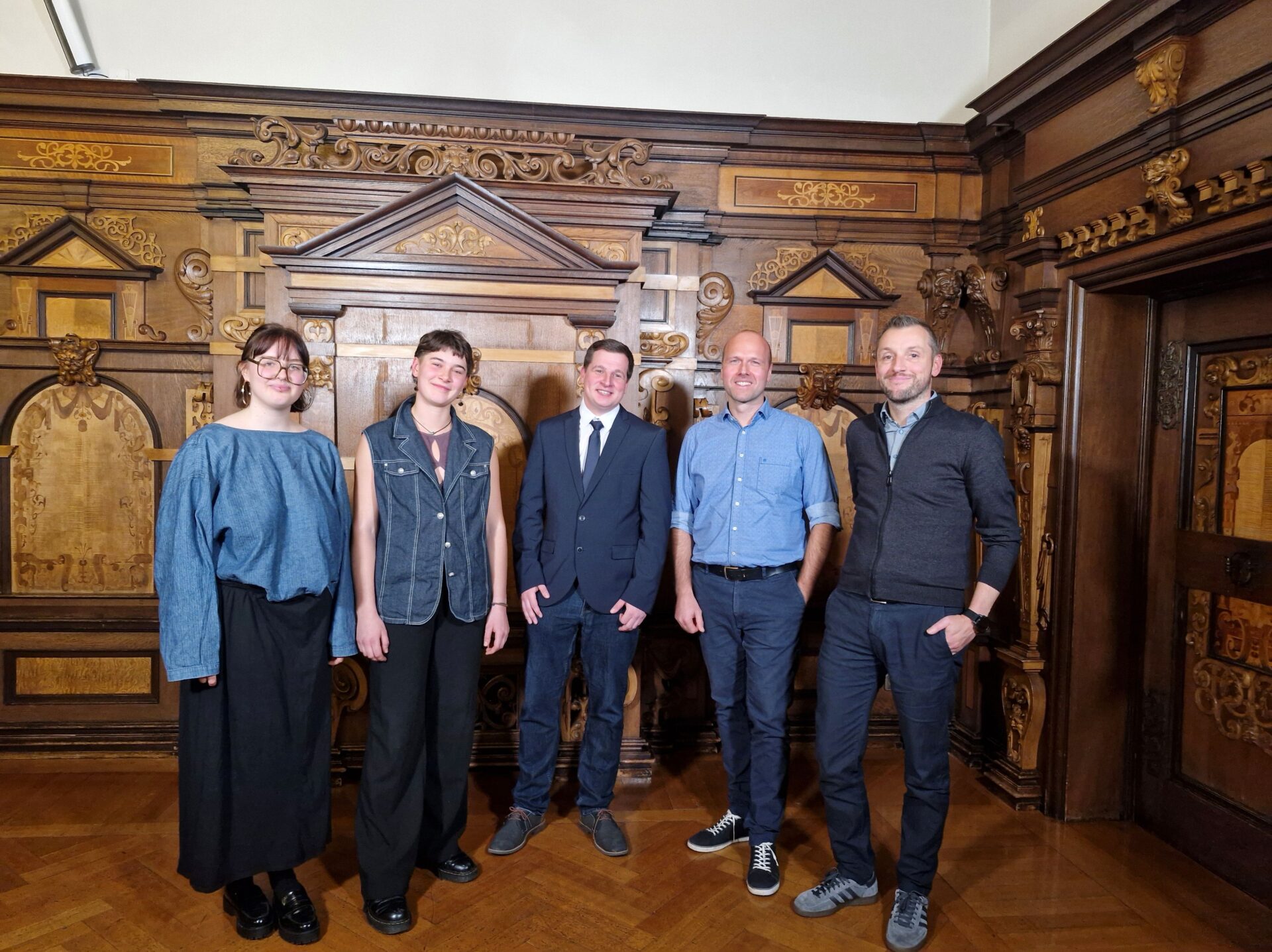 Wurden am Montagabend für ihren Einsatz geehrt (v.l.): Greta Köpf, Sophia Speer, Lennart Schweigler, Uwe Sonntag und Jochen Bienert.