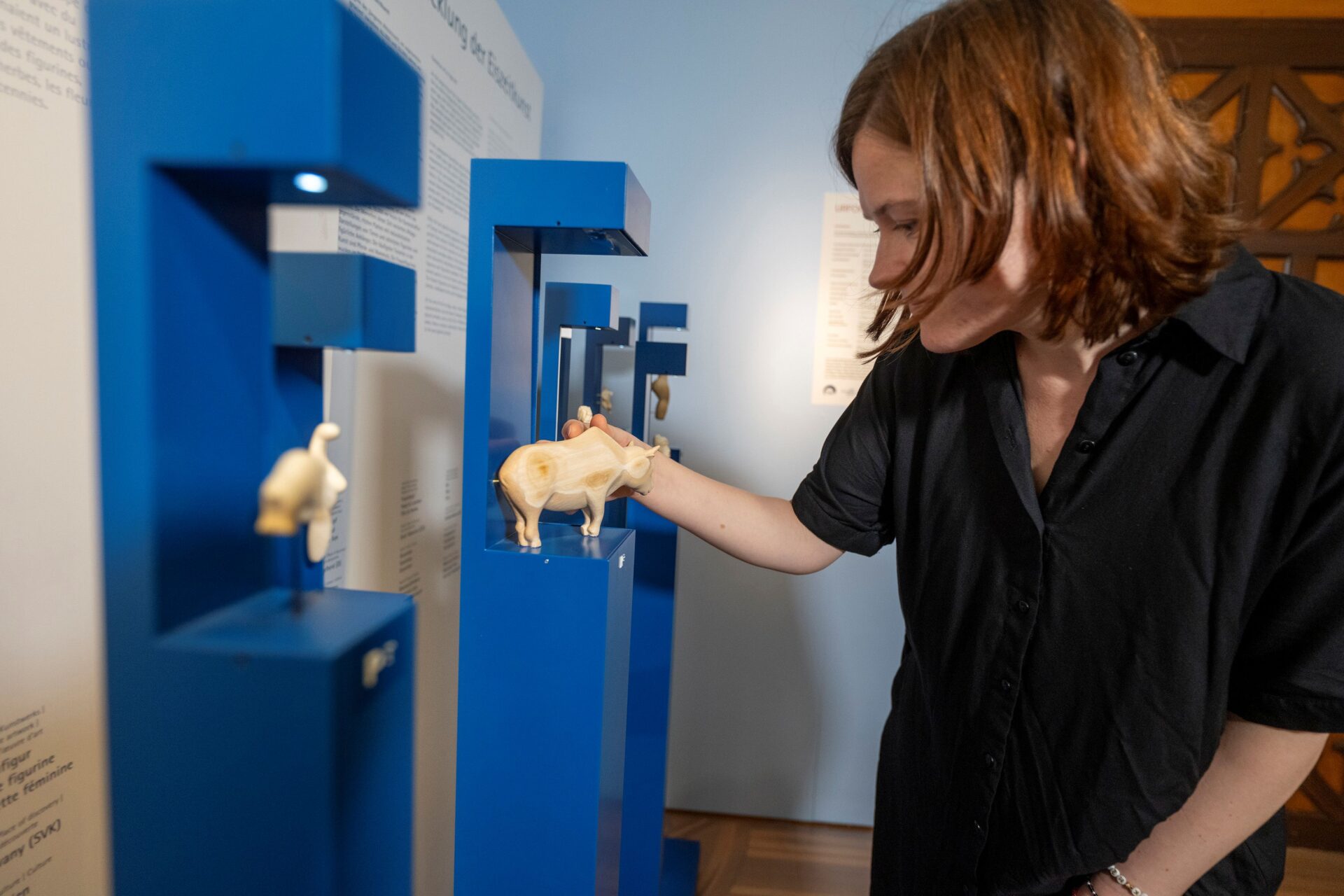 Die Ausstellung zeigt die berühmtesten Eiszeitfiguren Europas als detailgetreue Nachbildungen.