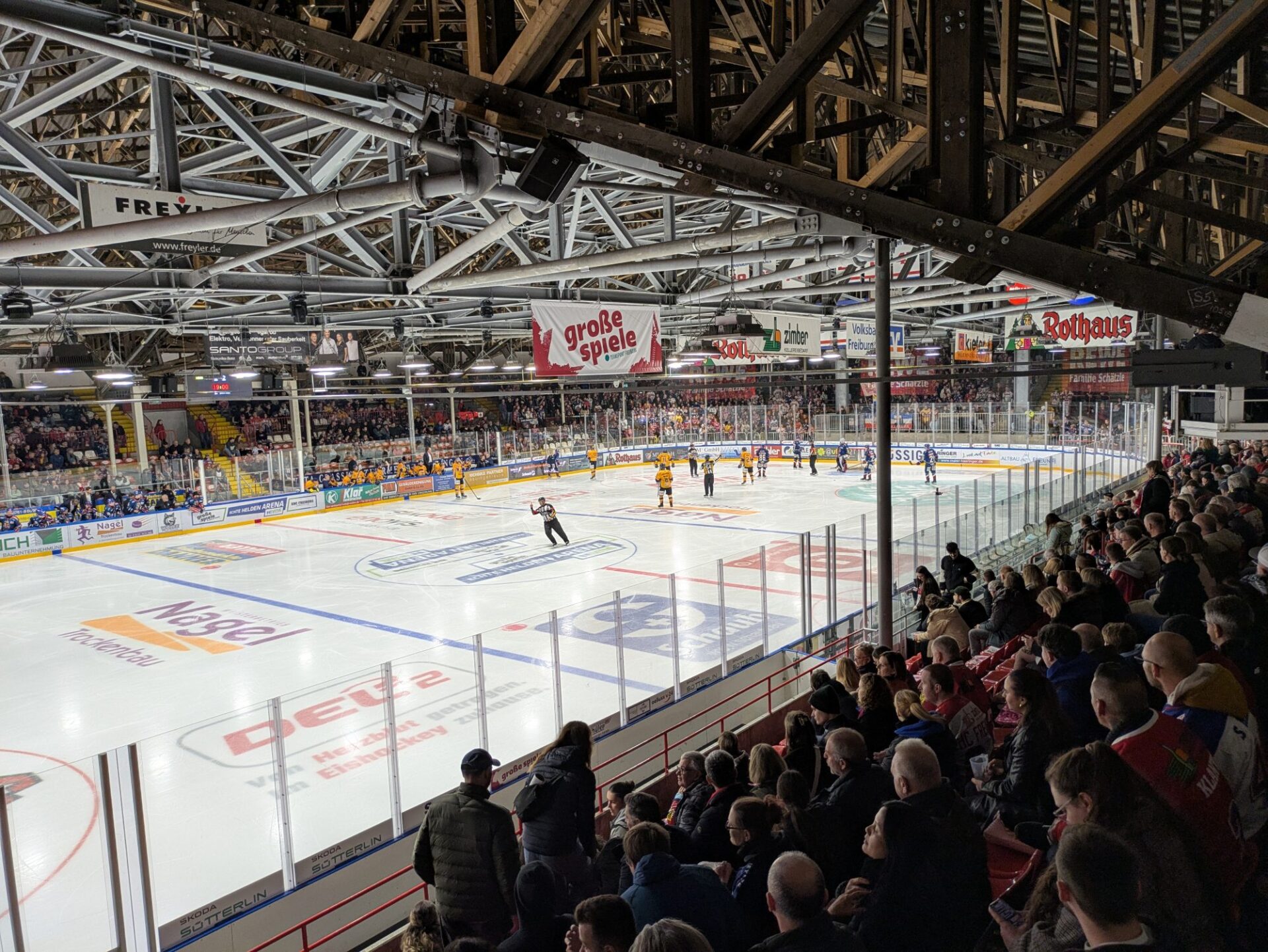 Eishalle Freiburg Echte Helden Arena