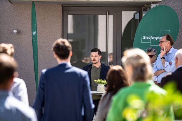 Siedlungswerk und Einweihung in Freiburg-Waltershofen Siedlungswerk