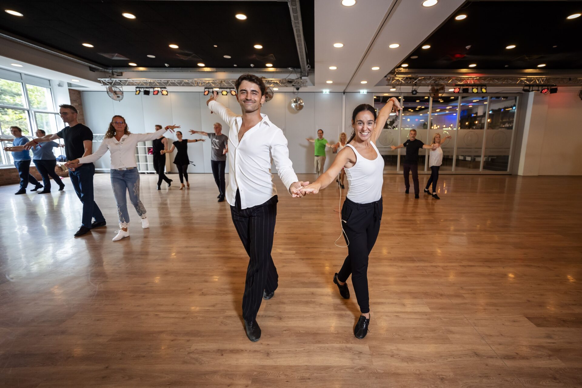 Die Stars aus „Let’s Dance“ hautnah erleben: Melissa Ortiz-Gomez unterrichtet bei der Euro Dance Festival Freiburg-Edition am Samstag und Sonntag gleich mehrere Workshops.