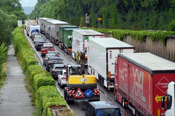 In Freiburg beginnen die Bauarbeiten auf der B31a stadtauswärts