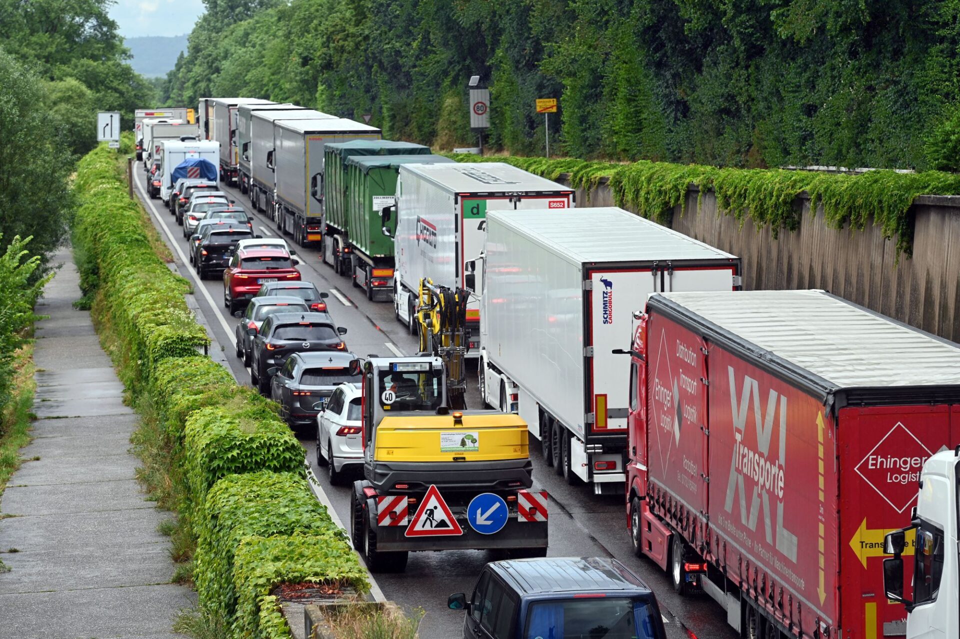 In Freiburg beginnen die Bauarbeiten auf der B31a stadtauswärts