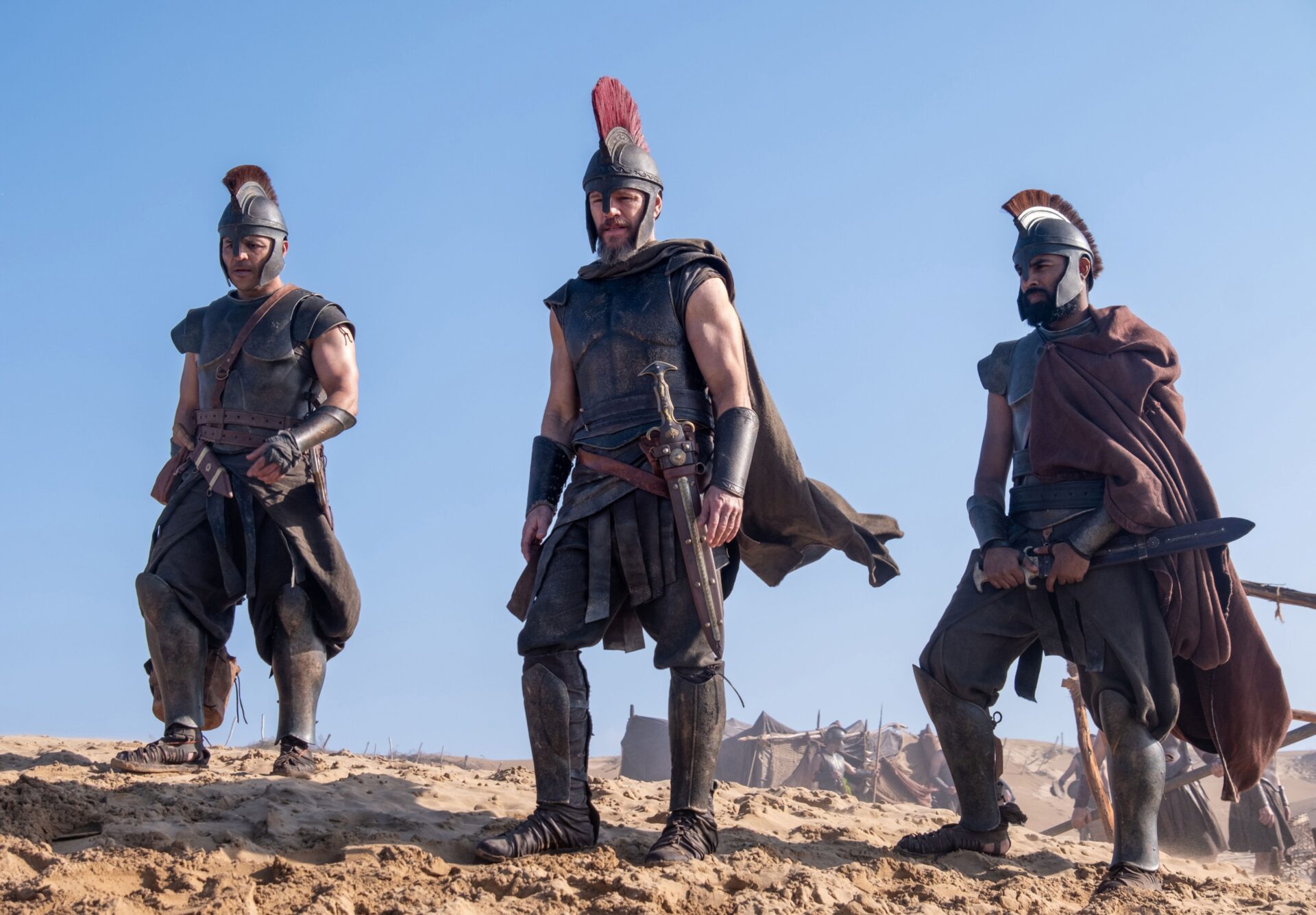 Odysseus (Matt Damon, Mitte) und seine treuen Soldaten treffen auf ihrer Rückreise auf Widrigkeiten und feindselige Kreaturen. Foto: Universal Studios